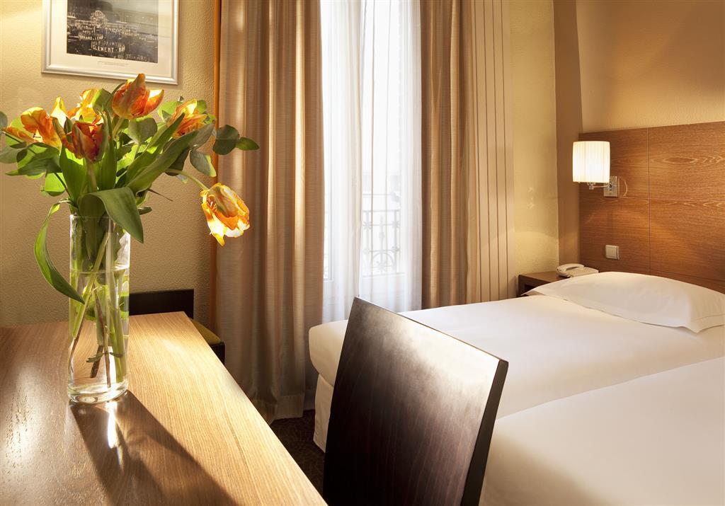กาเบรียล Hotel อิซซีเลมูลิโนต์ ห้อง รูปภาพ