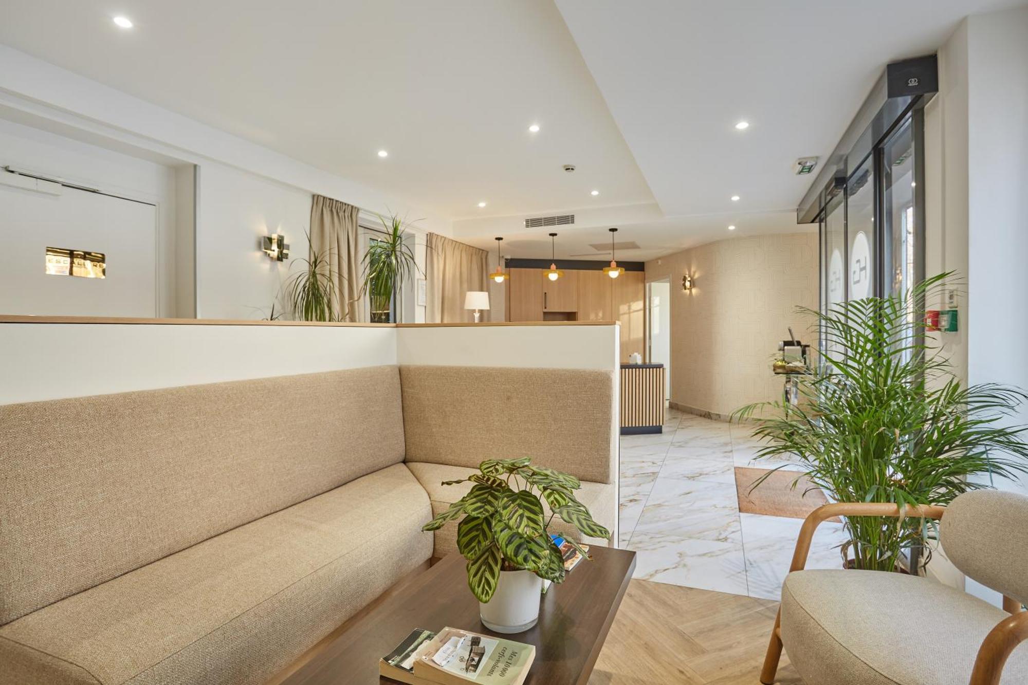 กาเบรียล Hotel อิซซีเลมูลิโนต์ ภายนอก รูปภาพ