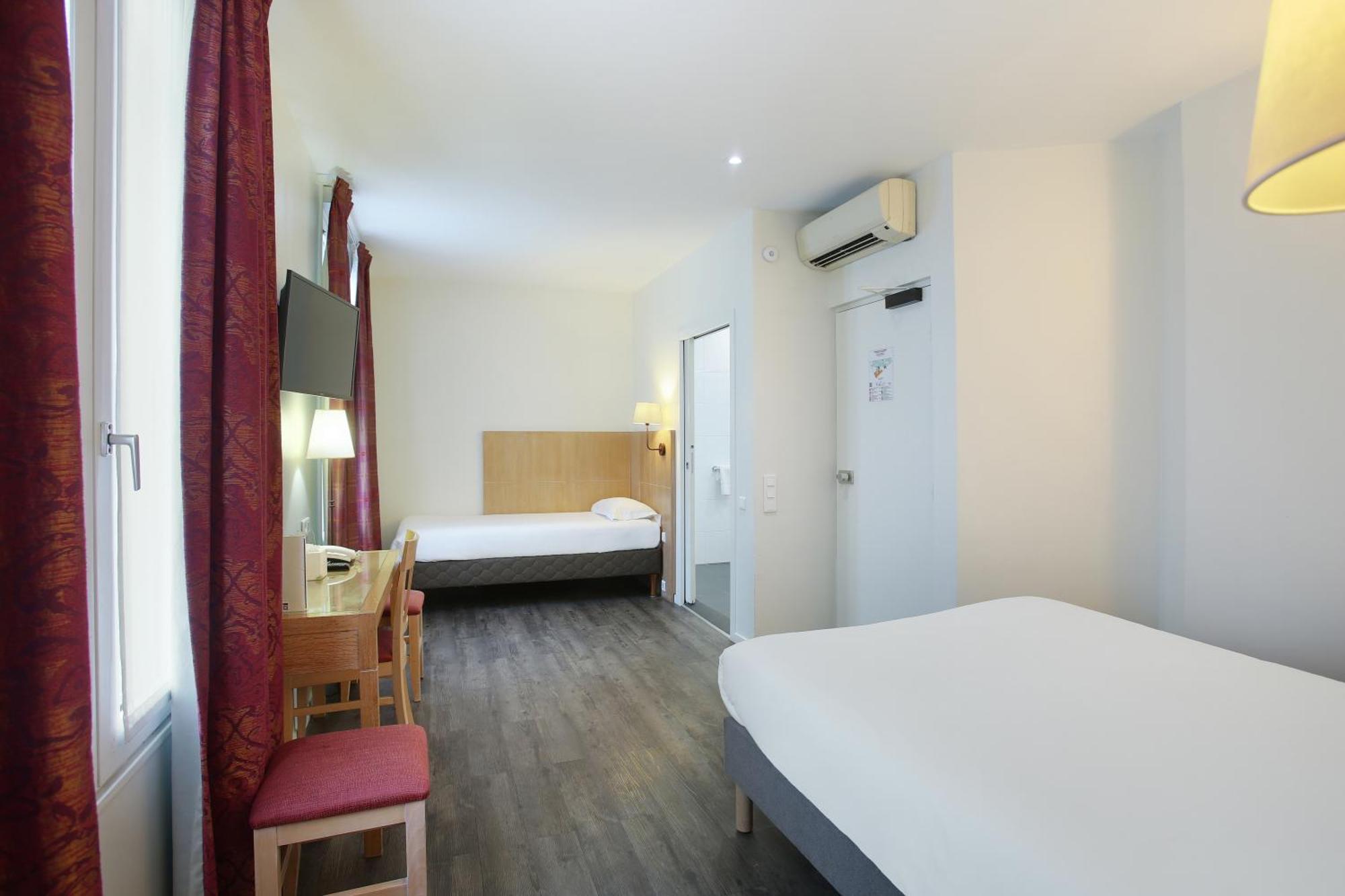 กาเบรียล Hotel อิซซีเลมูลิโนต์ ภายนอก รูปภาพ