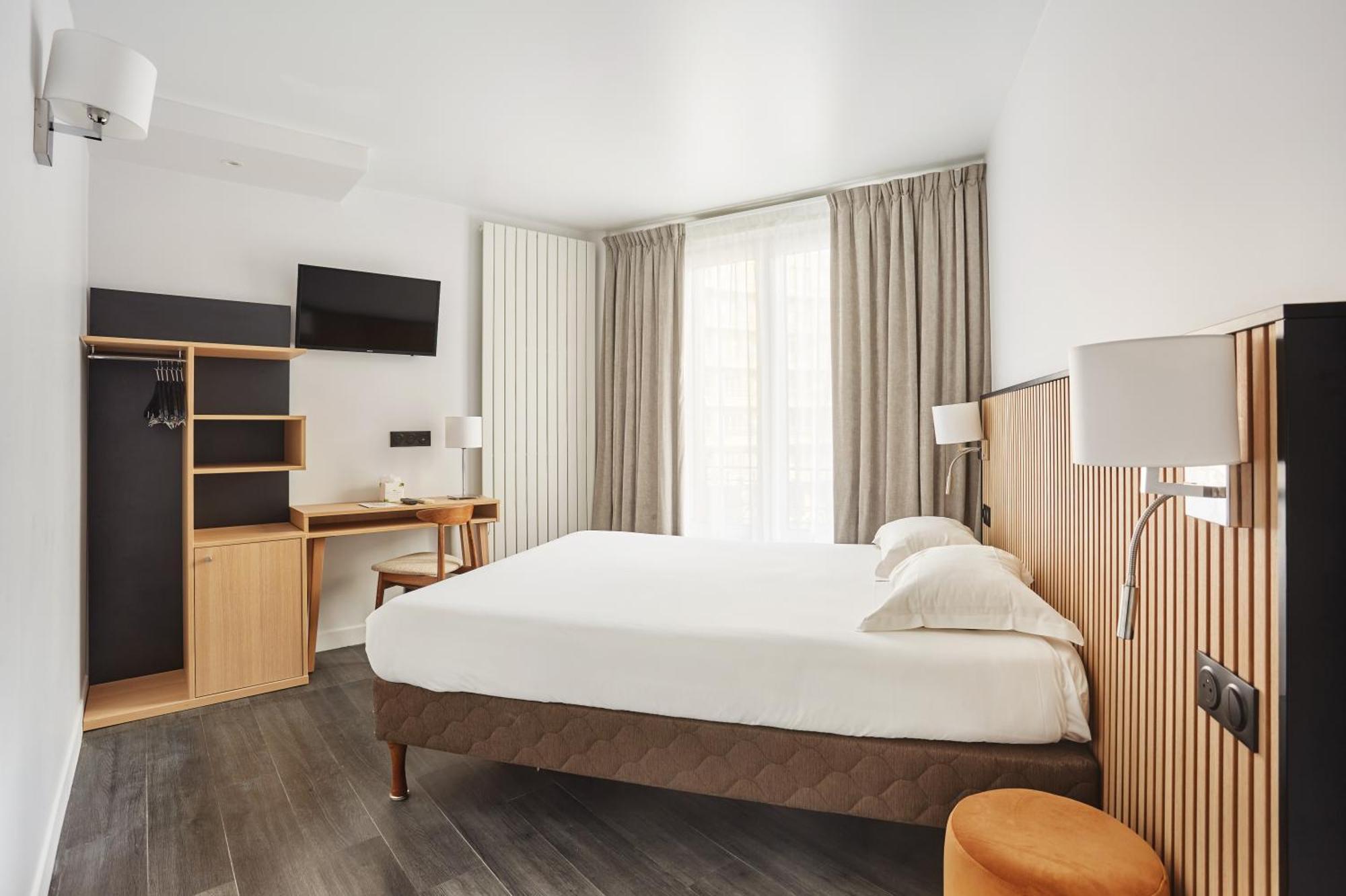 กาเบรียล Hotel อิซซีเลมูลิโนต์ ภายนอก รูปภาพ
