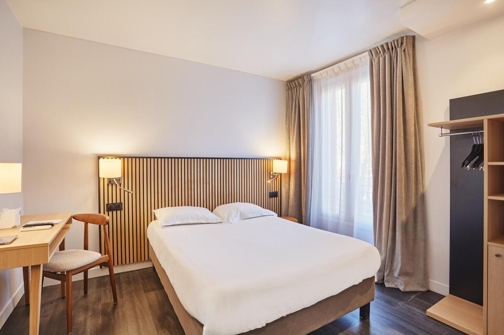 กาเบรียล Hotel อิซซีเลมูลิโนต์ ภายนอก รูปภาพ