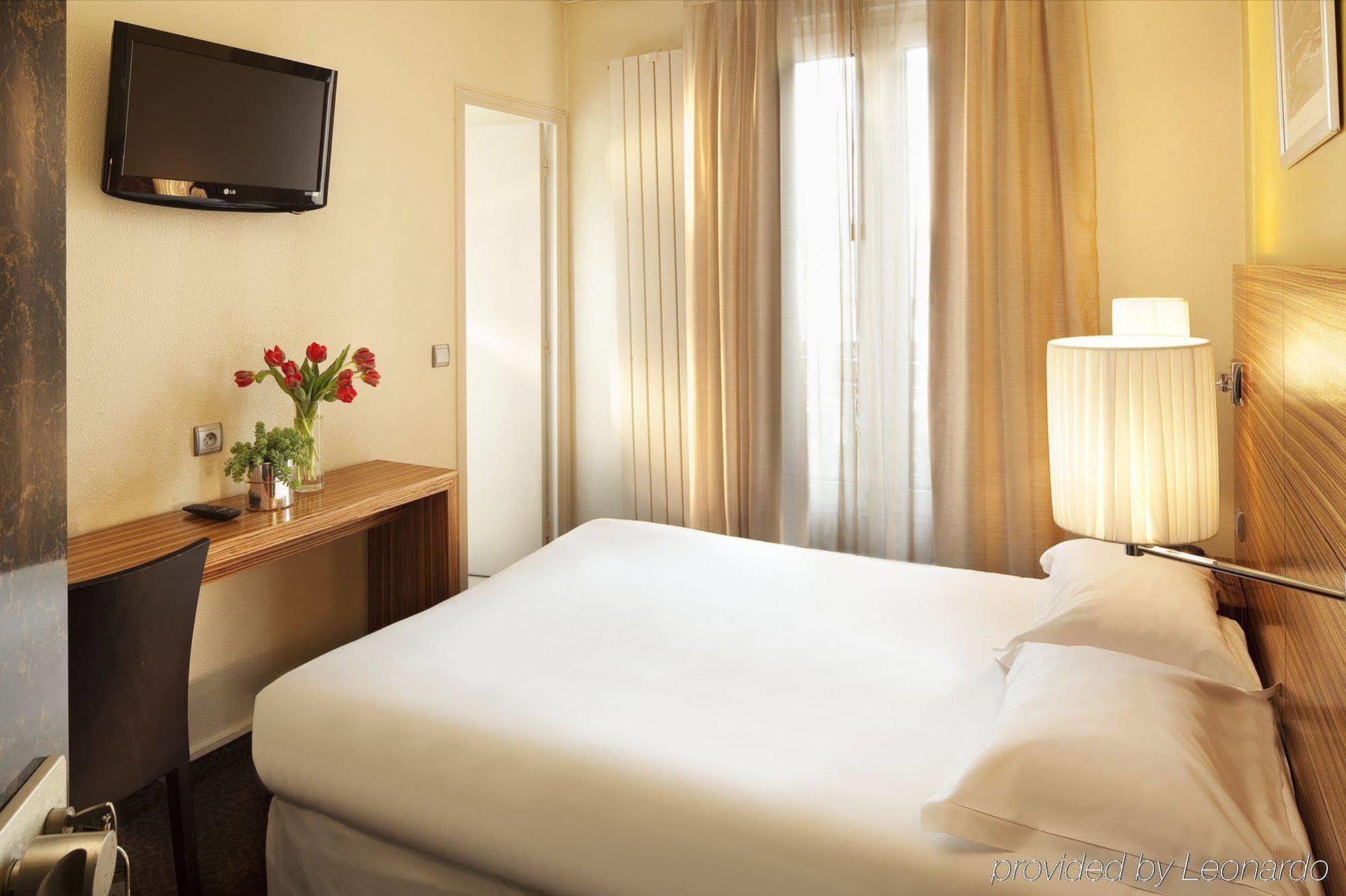 กาเบรียล Hotel อิซซีเลมูลิโนต์ ห้อง รูปภาพ